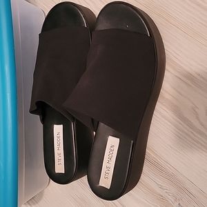 Steve Madden sandals